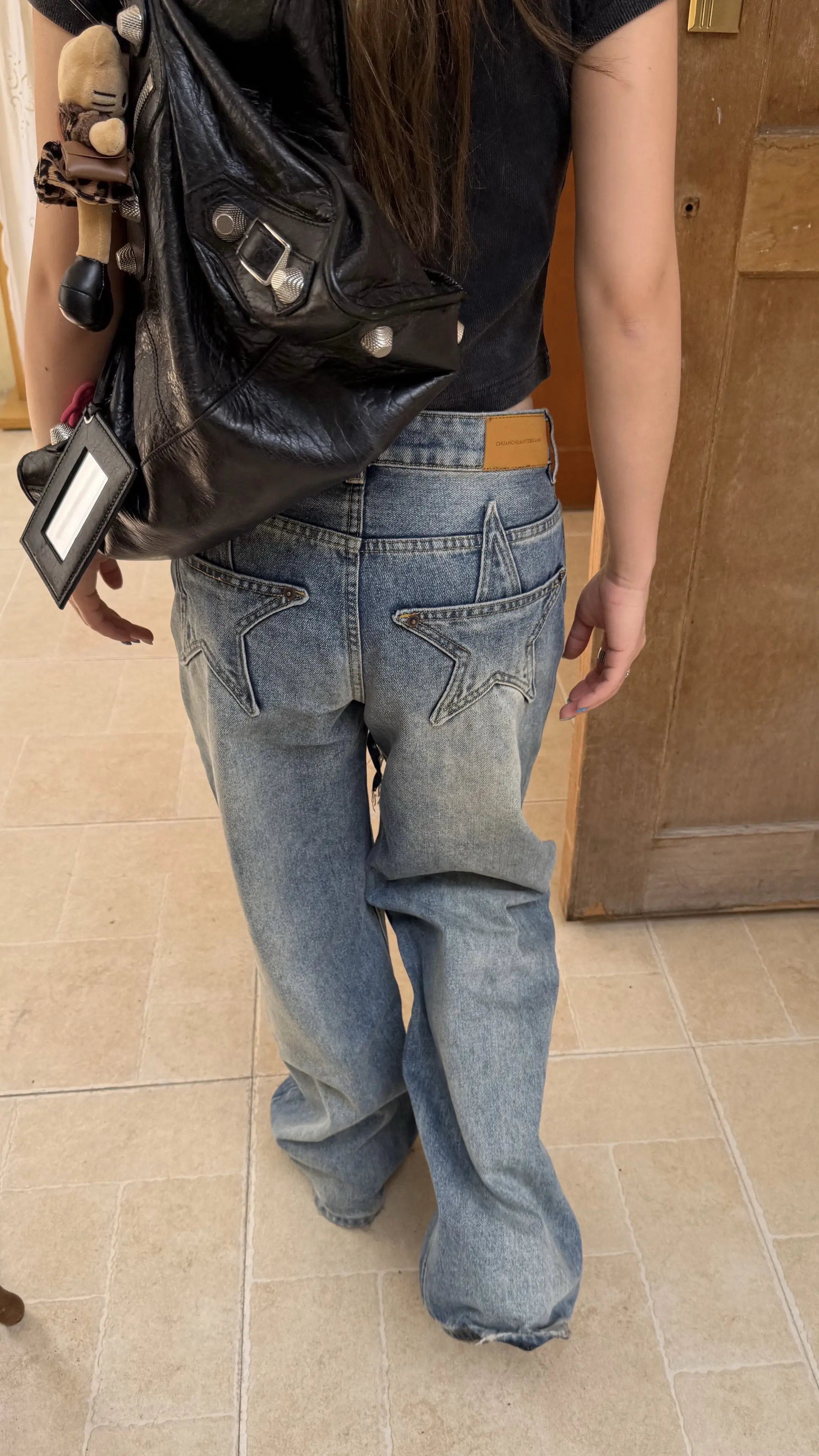 好喜欢我的新裤子。