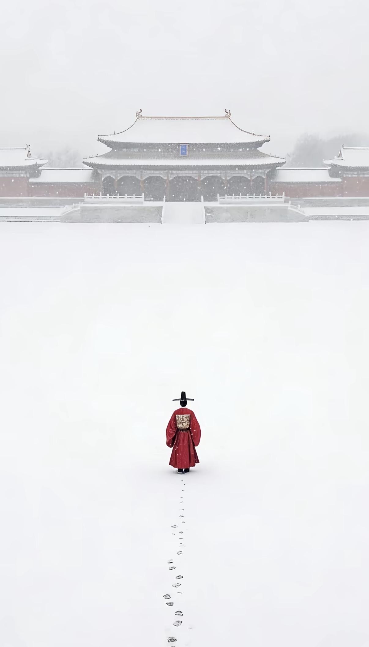 读《万历十五年》，读到“世间已无张居正”。

史学看的是人亡政息，制度难破；
