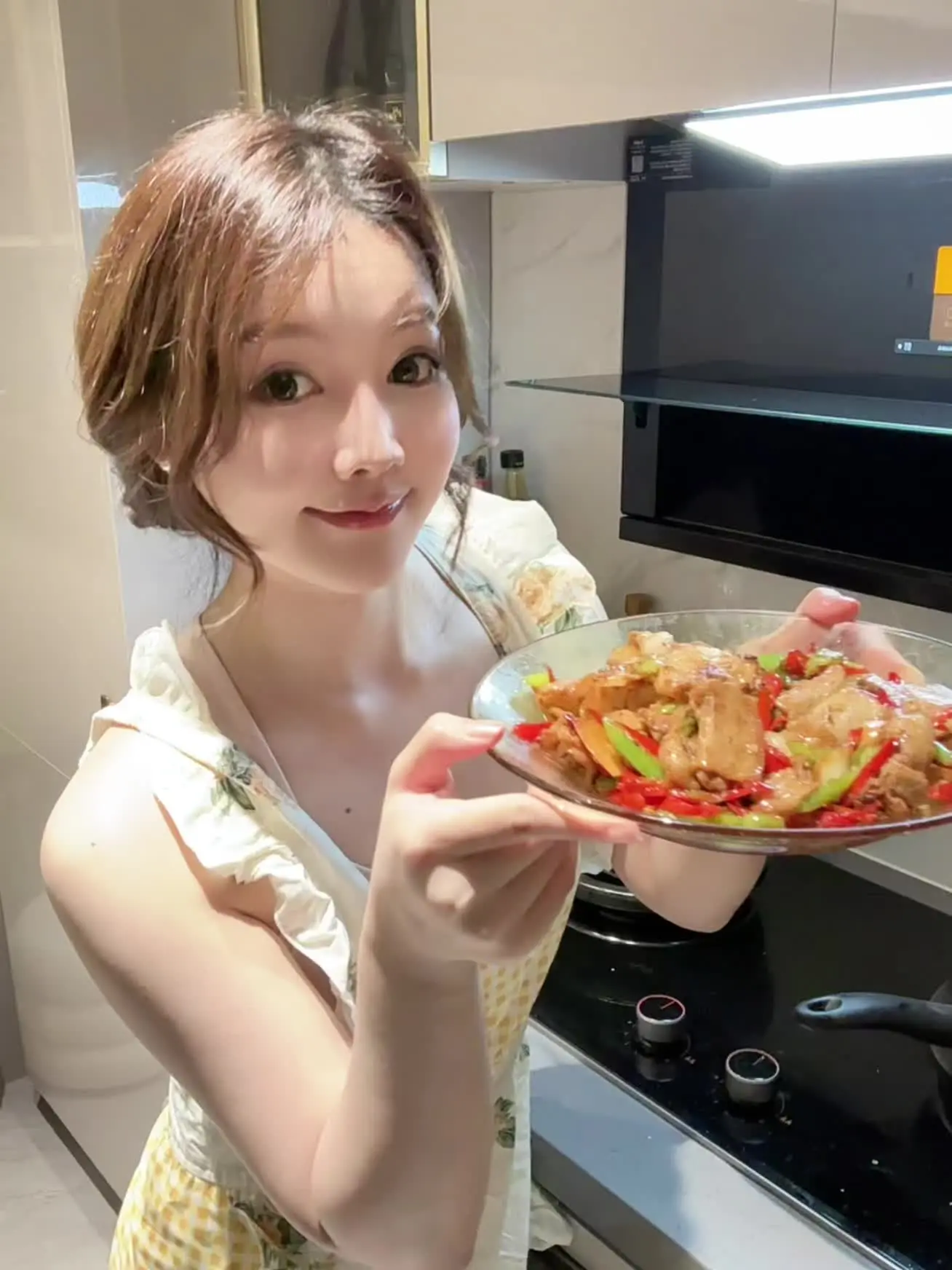 所有人都想赢而我只想挣点小钱 安稳谈个恋爱 然后每天陪你一起吃饭