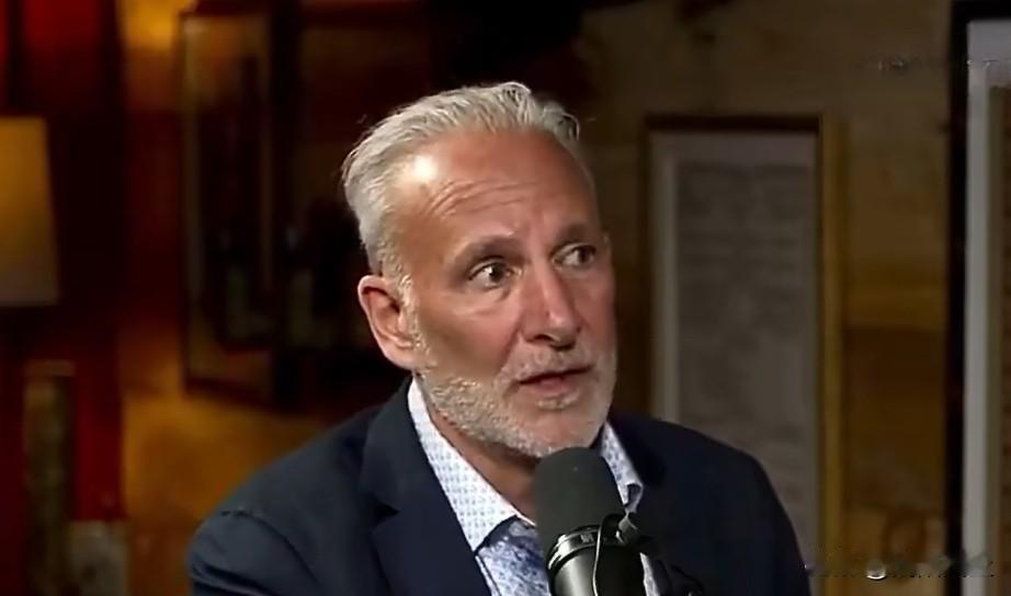 华尔街黄金大佬彼得·施夫做客塔克·卡尔森新闻采访节目:“美股上涨只是通胀遮羞布，