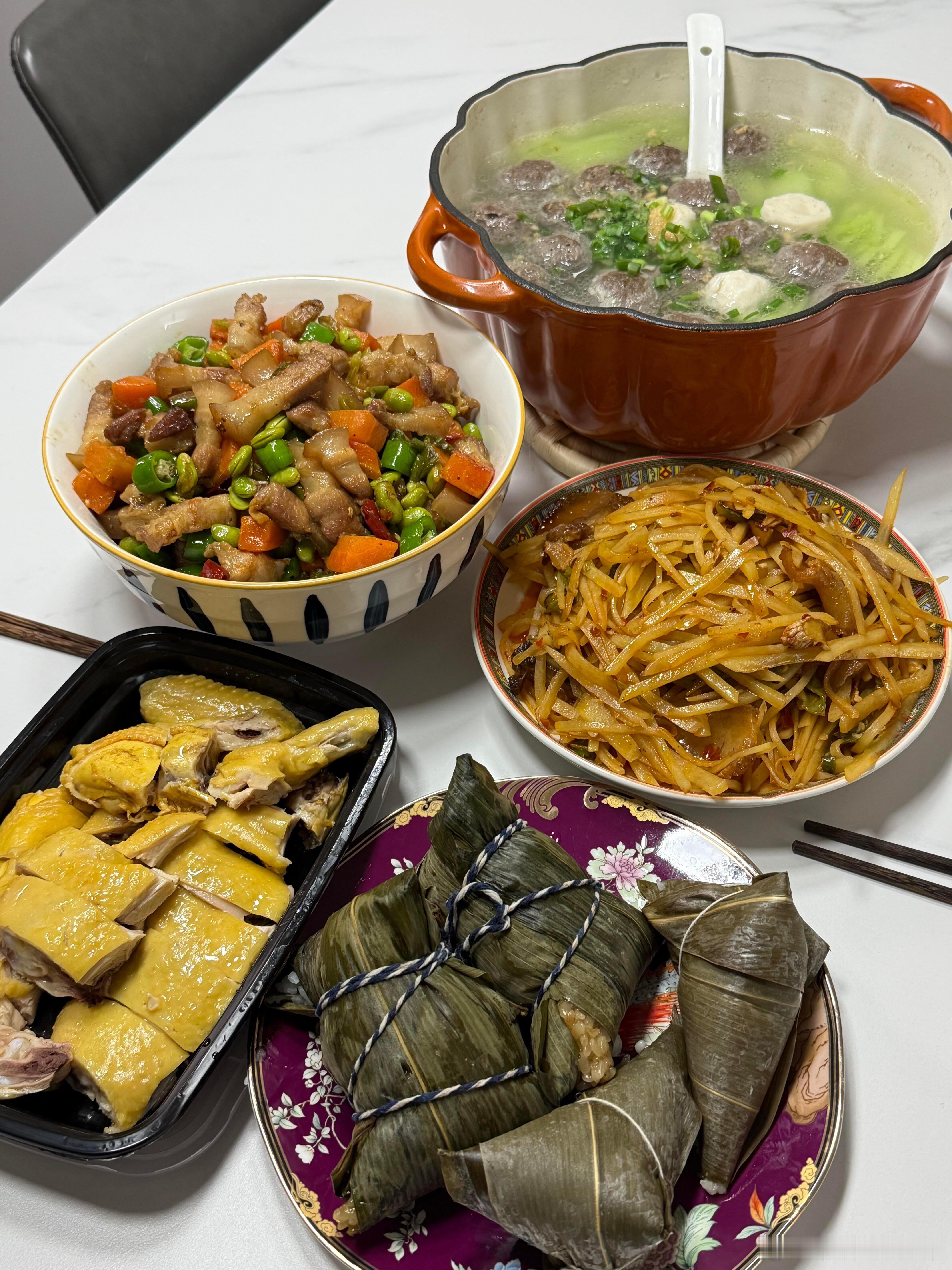 早上好呀，今天吃的不错！ 