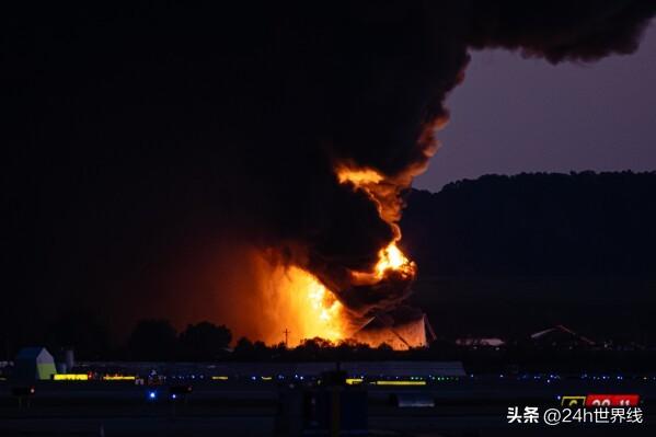 南海坠机后美国飞机又坠毁，但这次货机!

2025年11月4日下午5点多，美国肯