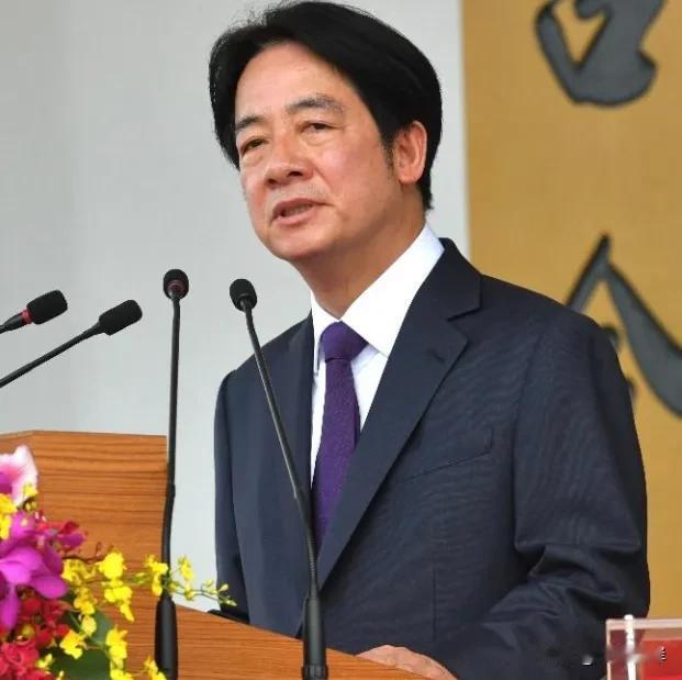 赖清德表态称要训练40万民兵，他想干什么？赖清德近日主持“全社会防卫韧性委员会”