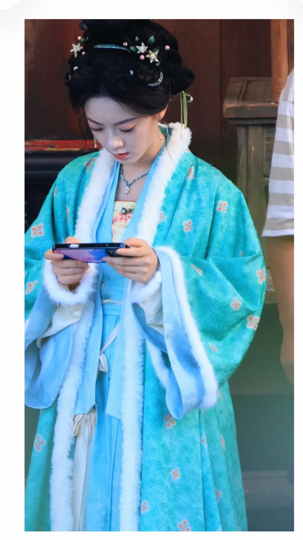 嚯古人难道是在打游戏吗（应该是在看自己的回放一念江南 ​​​