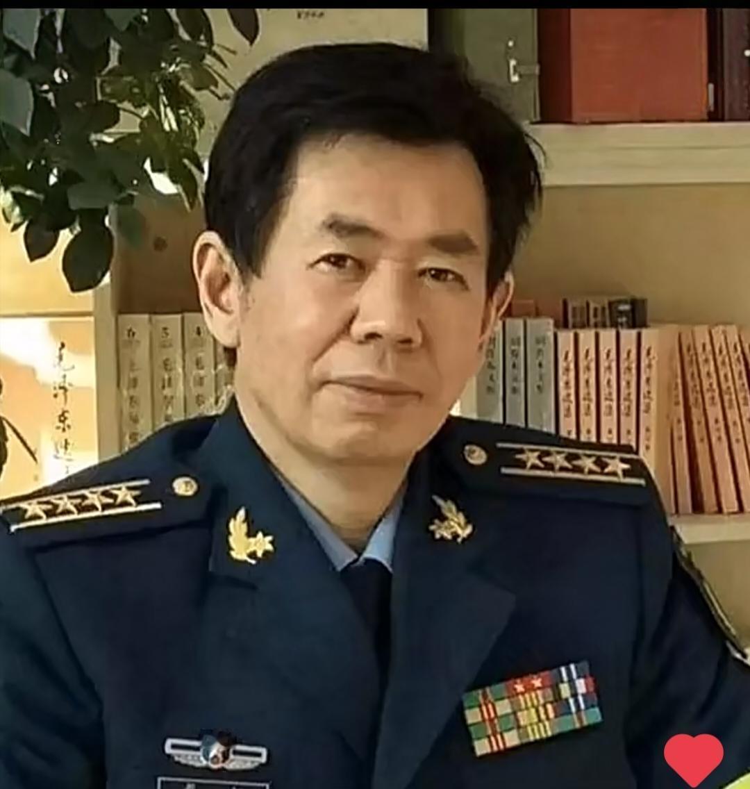 又刷到有人针对戴旭，
真是看不下去了。

我就纳闷了，人家一个军人，天天琢磨怎么