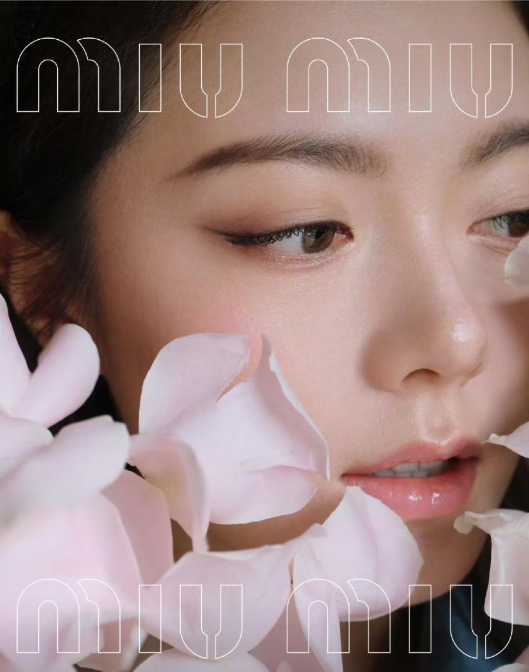 赵今麦、刘浩存 miumiu最新大片 ​