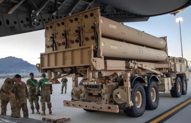 现在局面对伊朗已经不利起来了，美国的导弹越打越多，而伊朗的导弹却越打越少了。
 