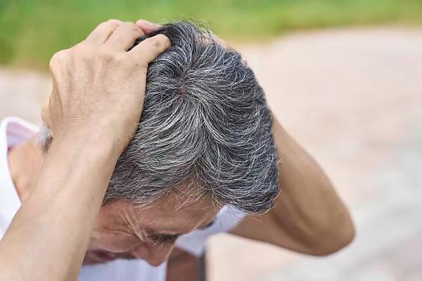 你问我答为什么会越来越空虚？现在身边有手机有电脑，出行有汽车高铁，娱乐有抖音快手