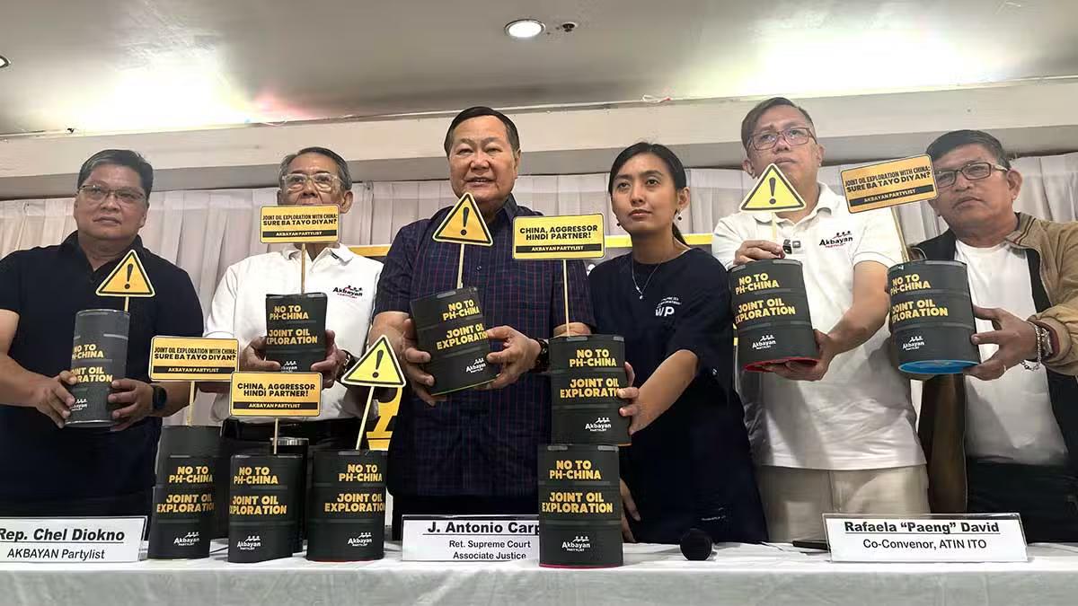 因为燃油危机而重启的菲中石油谈判却引发菲律宾国内担忧，他们说谈判会牺牲菲律宾的国