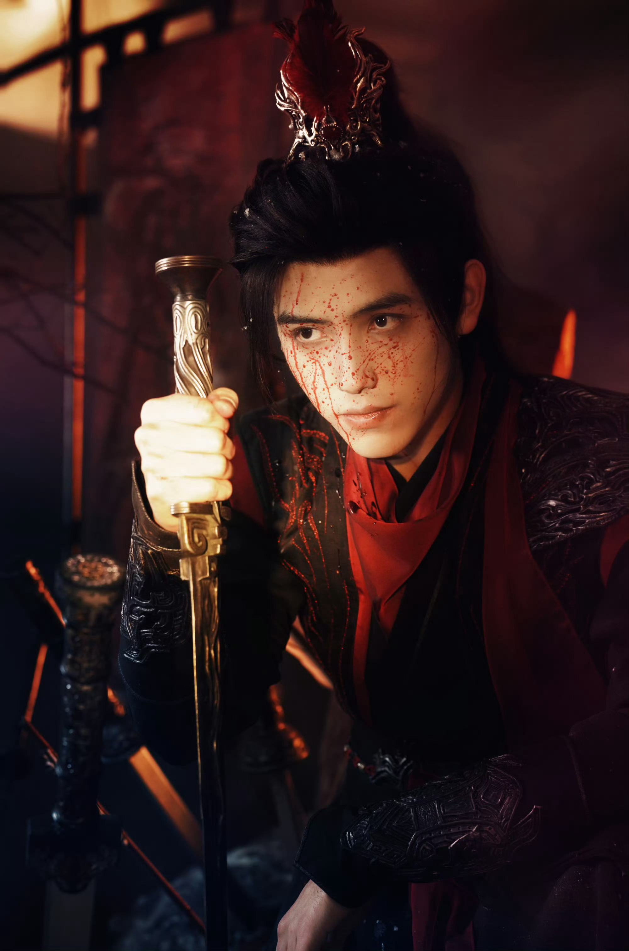 陈飞宇为了逼真在眼睛里滴血浆 敢把血浆滴进眼睛，只为那一秒的濒死感。这份狠，是对