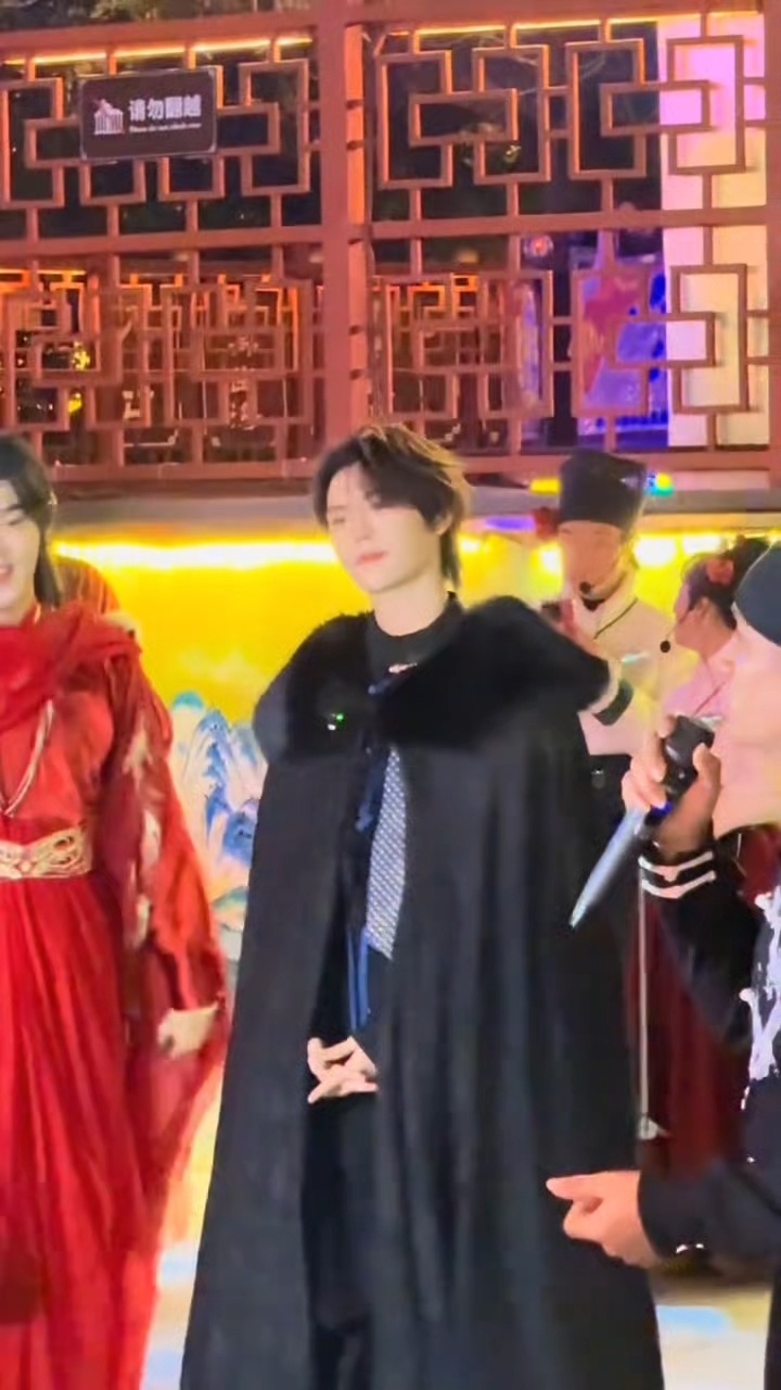 可爱哇˶╹ꇴ╹˶ 