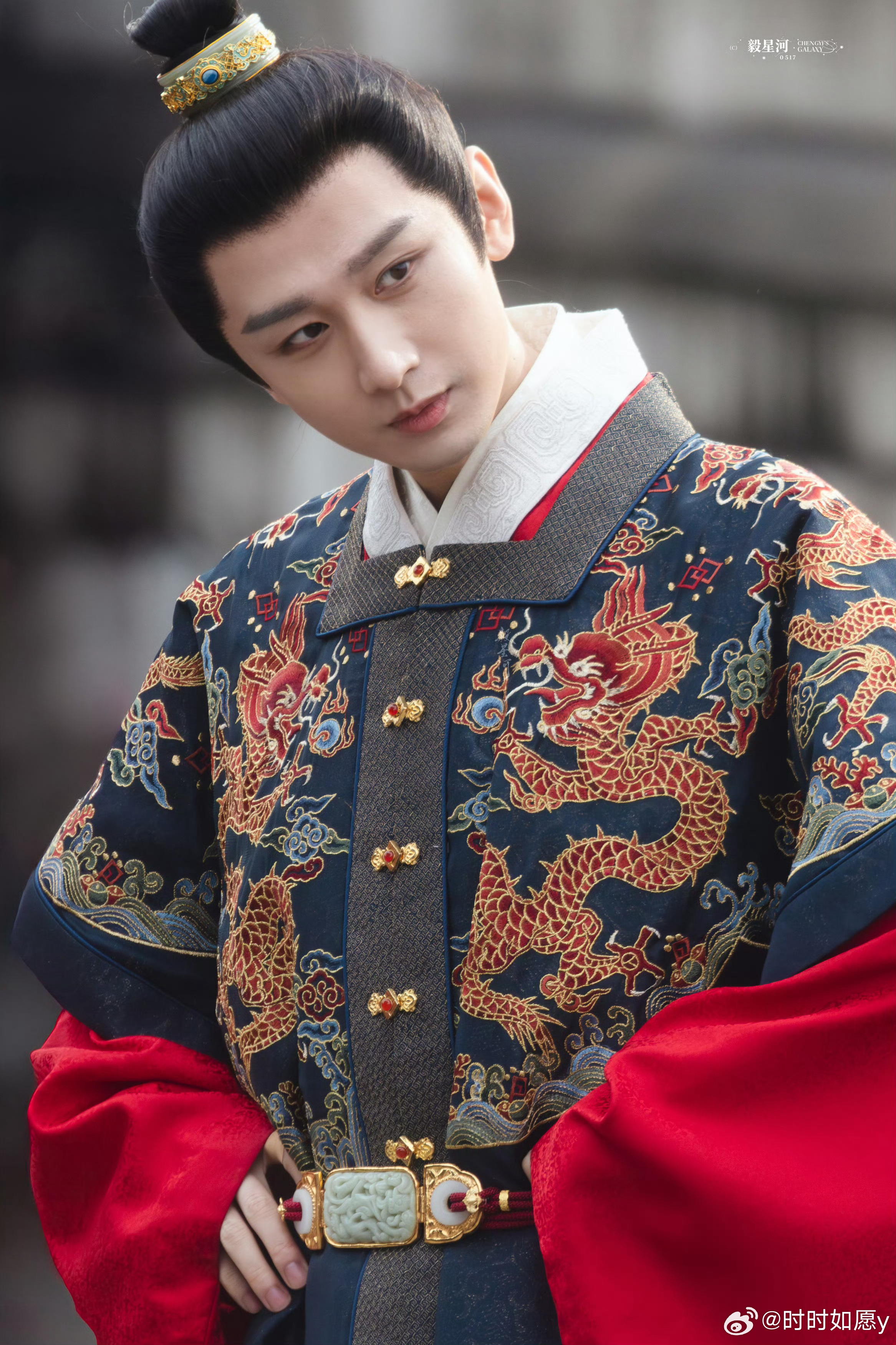 成毅两京十五日cy成毅朱瞻基成毅的剑招常以腕为轴，剑花流转如书法笔锋，契合中国古