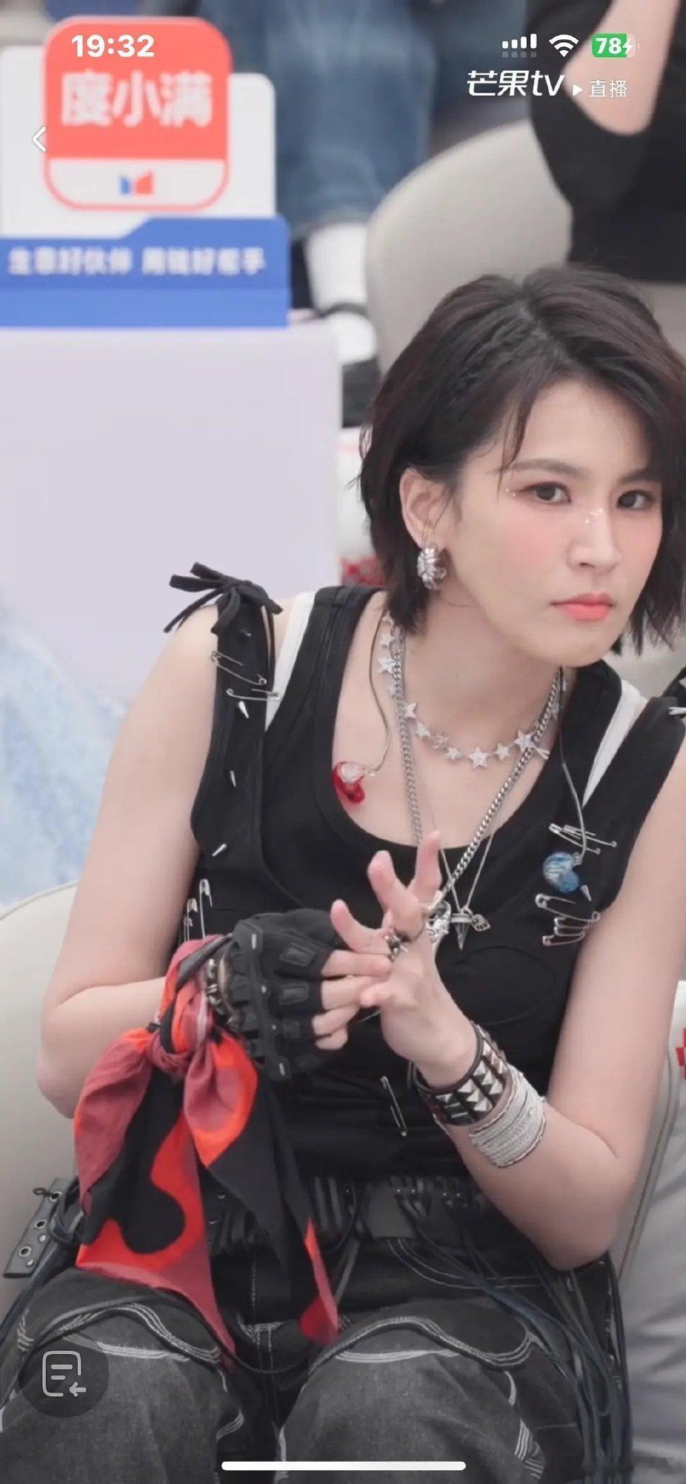 曾沛慈好帅萌帅原来可以出现在一个人身上！！！ 