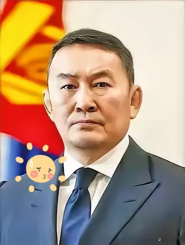 刚刚发生
蒙古国传来大好消息！
11月8日，中俄蒙三国在蒙古国达尔汗市签署《中俄