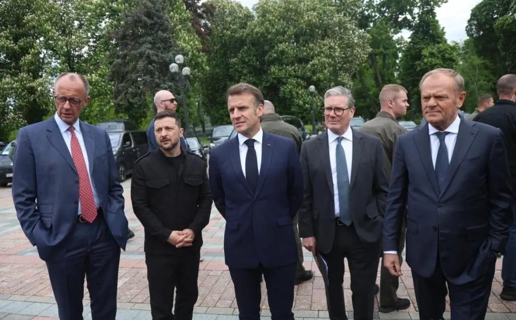 欧洲主要盟友在与泽连斯基会谈后拒绝了特朗普的计划
 
11月21日，乌克兰独通社