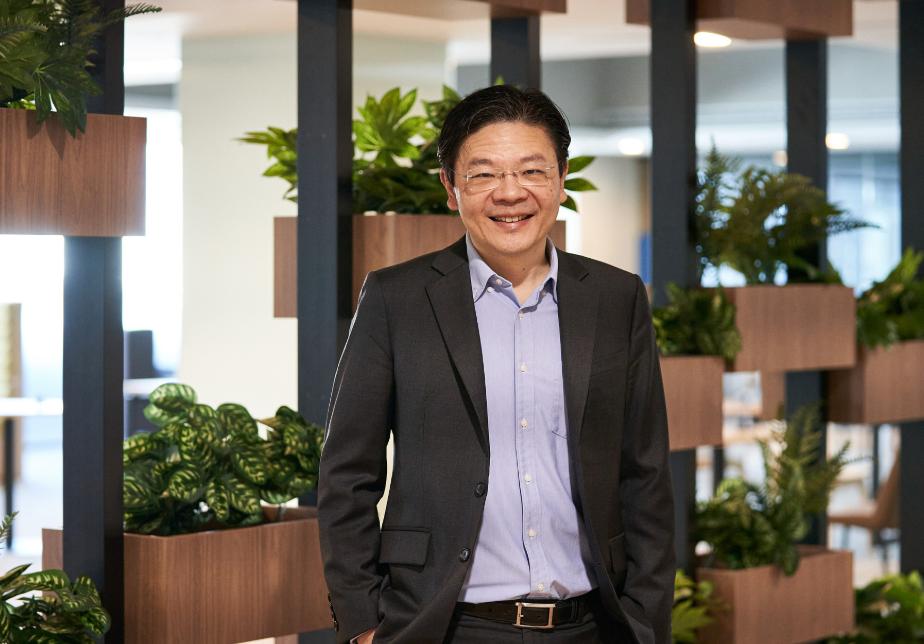 新加坡总理被问：中美在博弈，如果要你选边站，你会站在哪一边？

新加坡总理黄循才