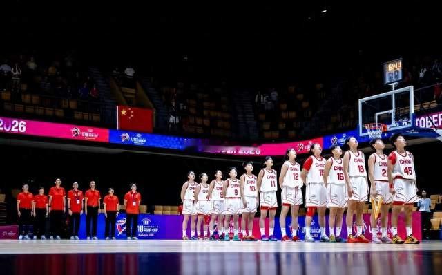 63分狂胜！U18女篮强势挺进四强，青春风暴横扫赛场，复仇冲冠