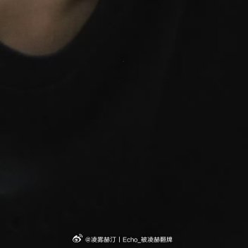 2030清晨的第一缕阳光，是新一天写给你的情书。拉开窗帘时，记得对自己微笑——今