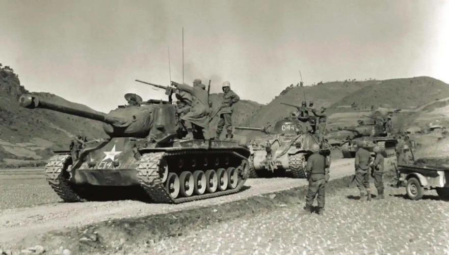 李奇微晚年说了句大实话，听得人头皮发麻，他说朝鲜那场仗没有赢家，但却硬生生杀出来