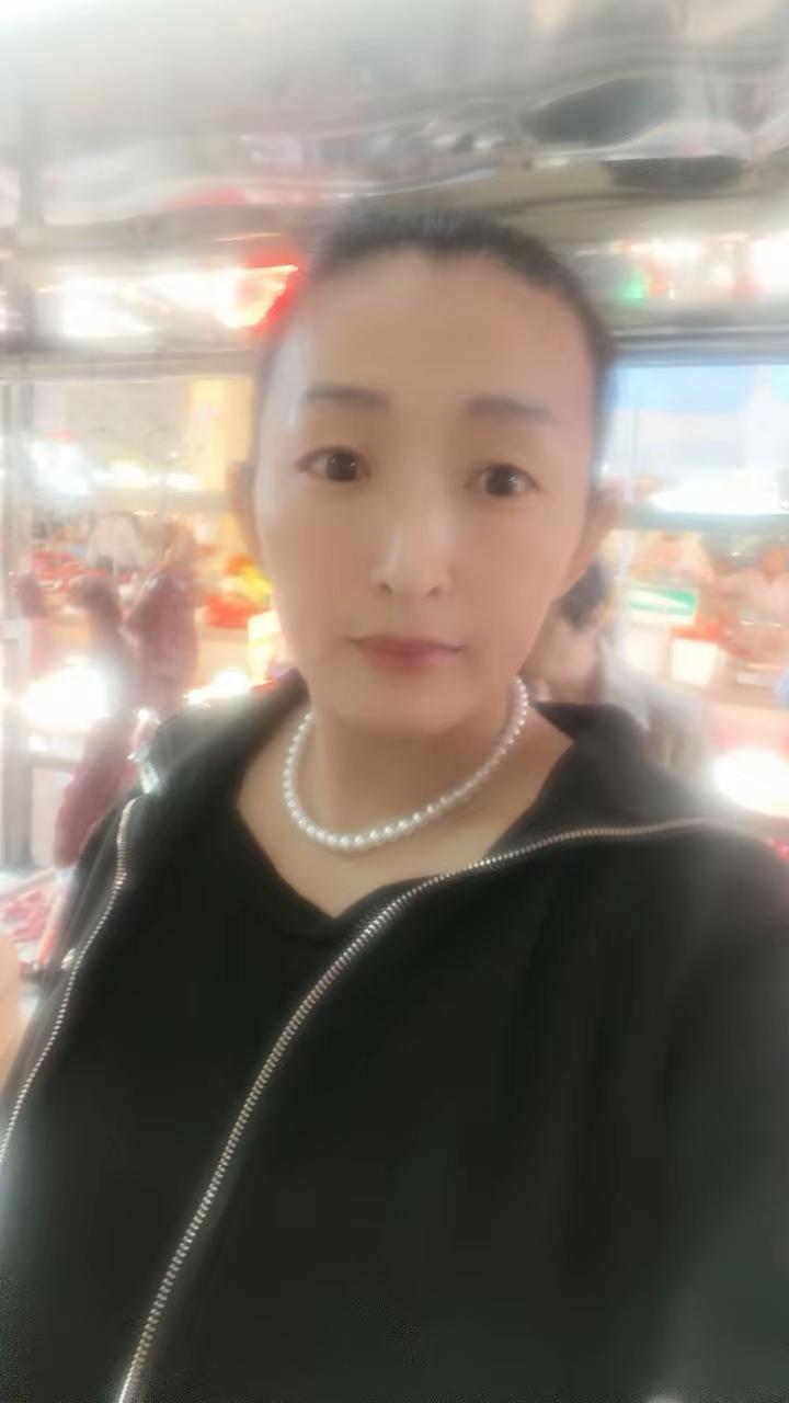 致敬了不起的她