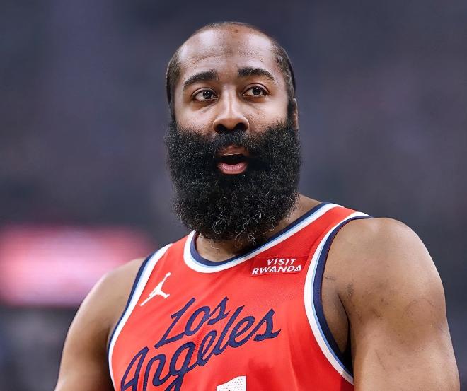 哈登为什么要离开快船？原因很简单：不是他不满意球队战绩，也不是不想争冠，而是他下