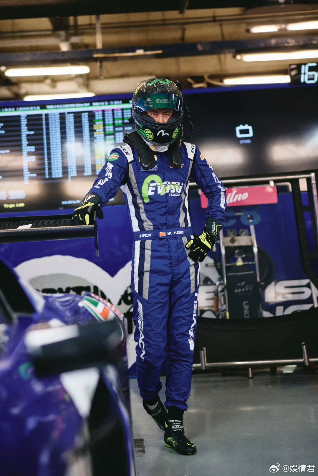 品牌排队等着王一博给title王一博个人ip强到撑起市场以前是品牌给艺人抬咖，现