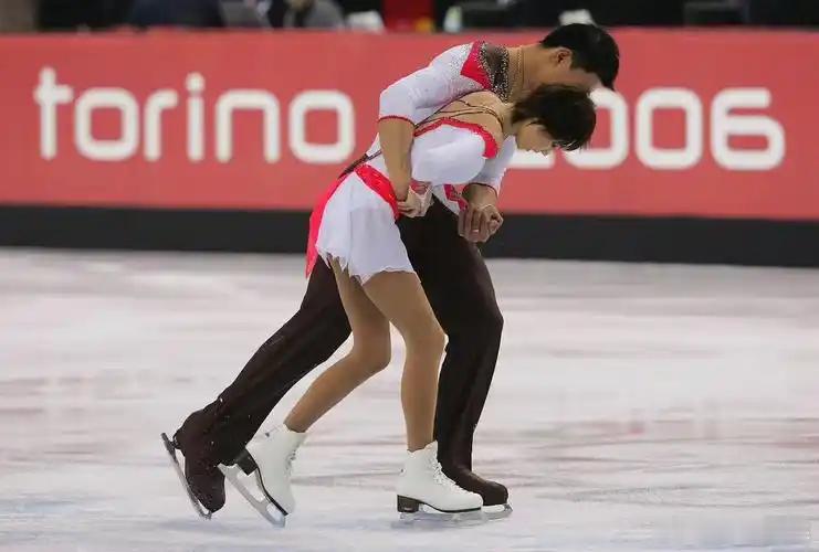 从1980到1980 四十四年冰雪征程，从1980年普莱西德湖的首次亮相，到苏翊