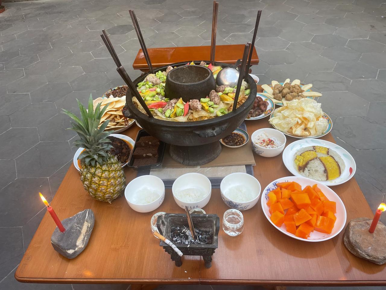 云南，腾冲，土锅子祭祖！把你们当地祭祖风俗发出来！[击掌][击掌][击掌]#清明