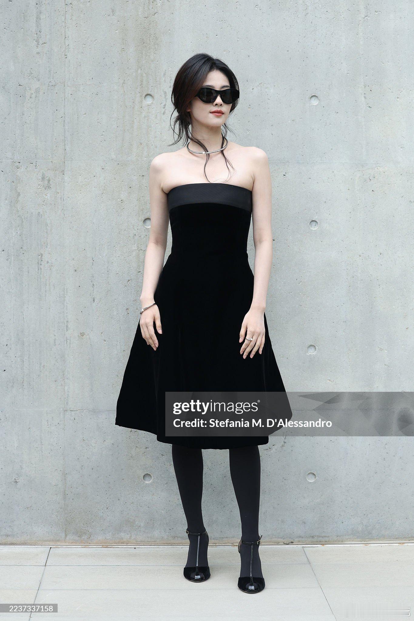 白鹿 × 米兰时装周 哇哦，好牛的状态！品牌大中华区及亚太区女士腕表及配饰形象代