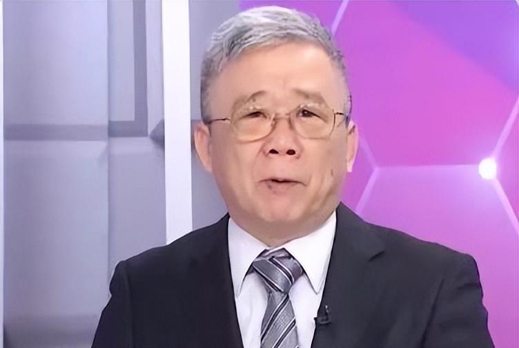 台退役少将霸气开轰，向民进党不分区第二名、“黑熊学院”院长下战帖，痛骂“黑熊学院