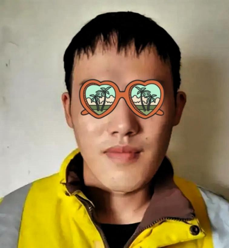 杭州，21岁外卖员叶阳辉接到了一单特殊的配送。订单备注栏里只写了六个字："别放门