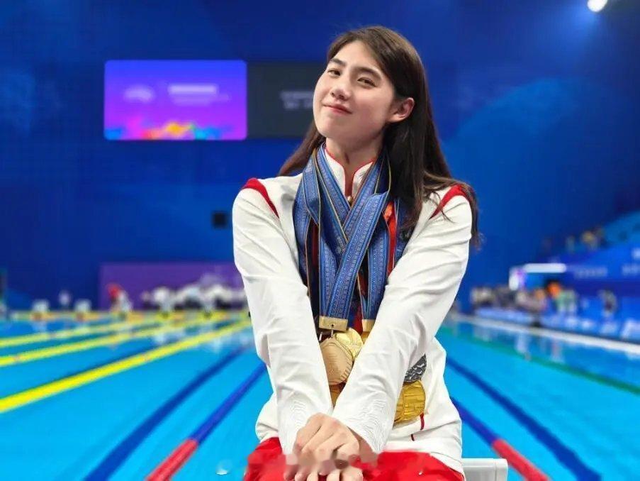 恭喜🎉张雨霏获得全运会100米蝶泳冠军🏆 