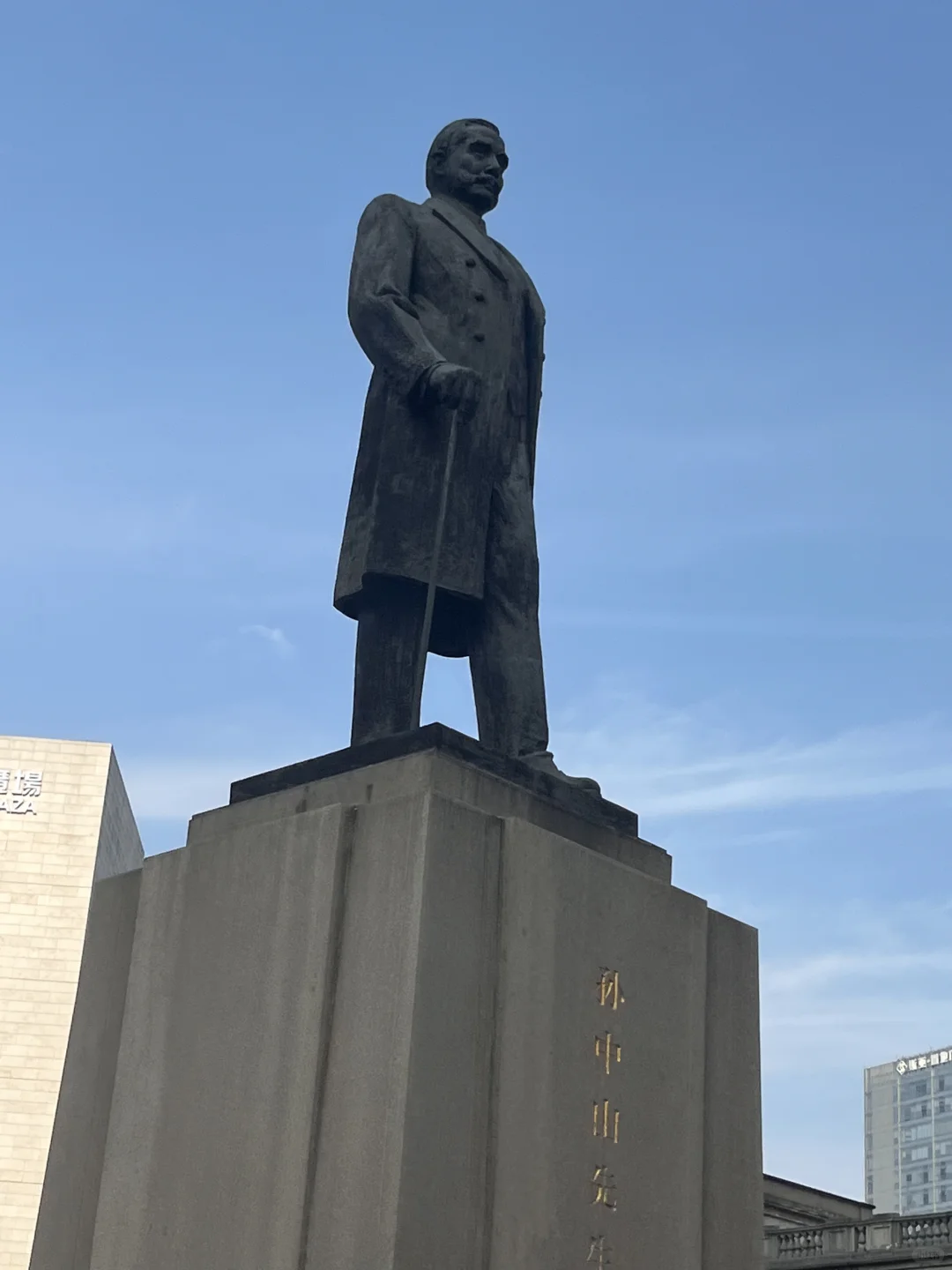 相信我，南京太适合租电动车闲逛式旅游了！