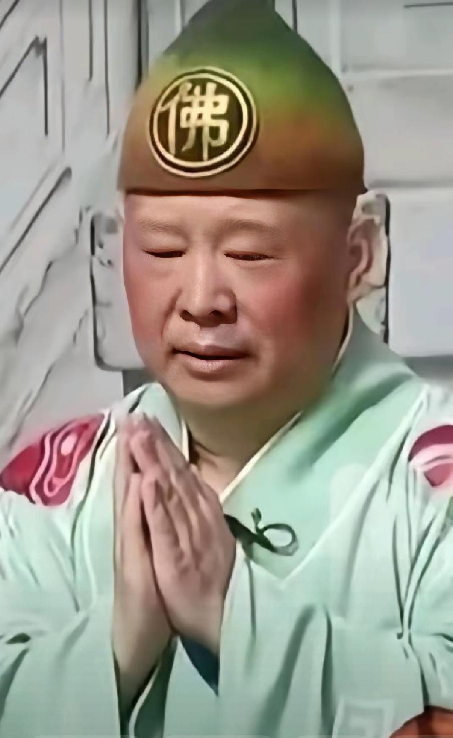 说实话，咱都是听相声图一乐的主儿，可这回老郭把《弹起我心爱的土琵琶》改成那样，咋