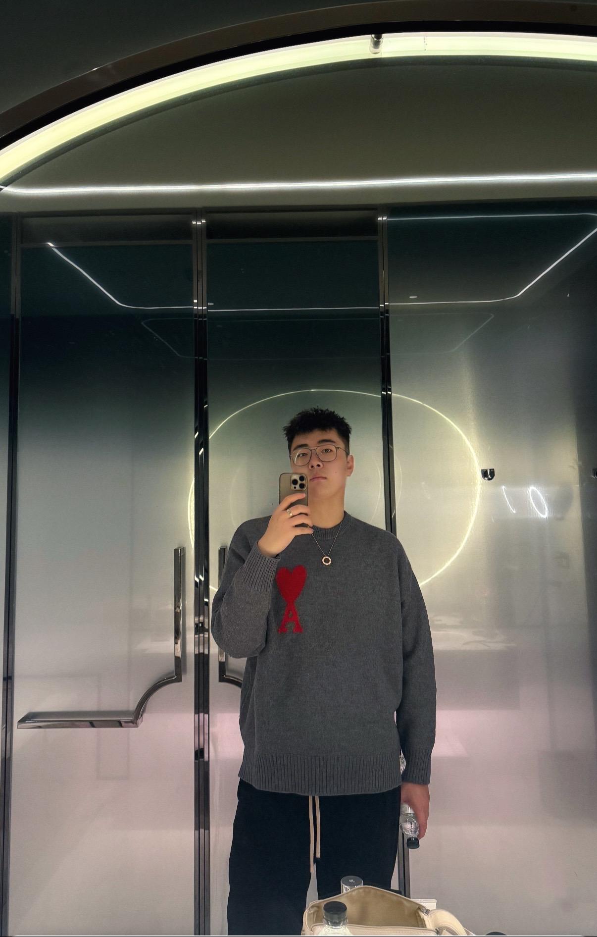 青岛的风可真冷。