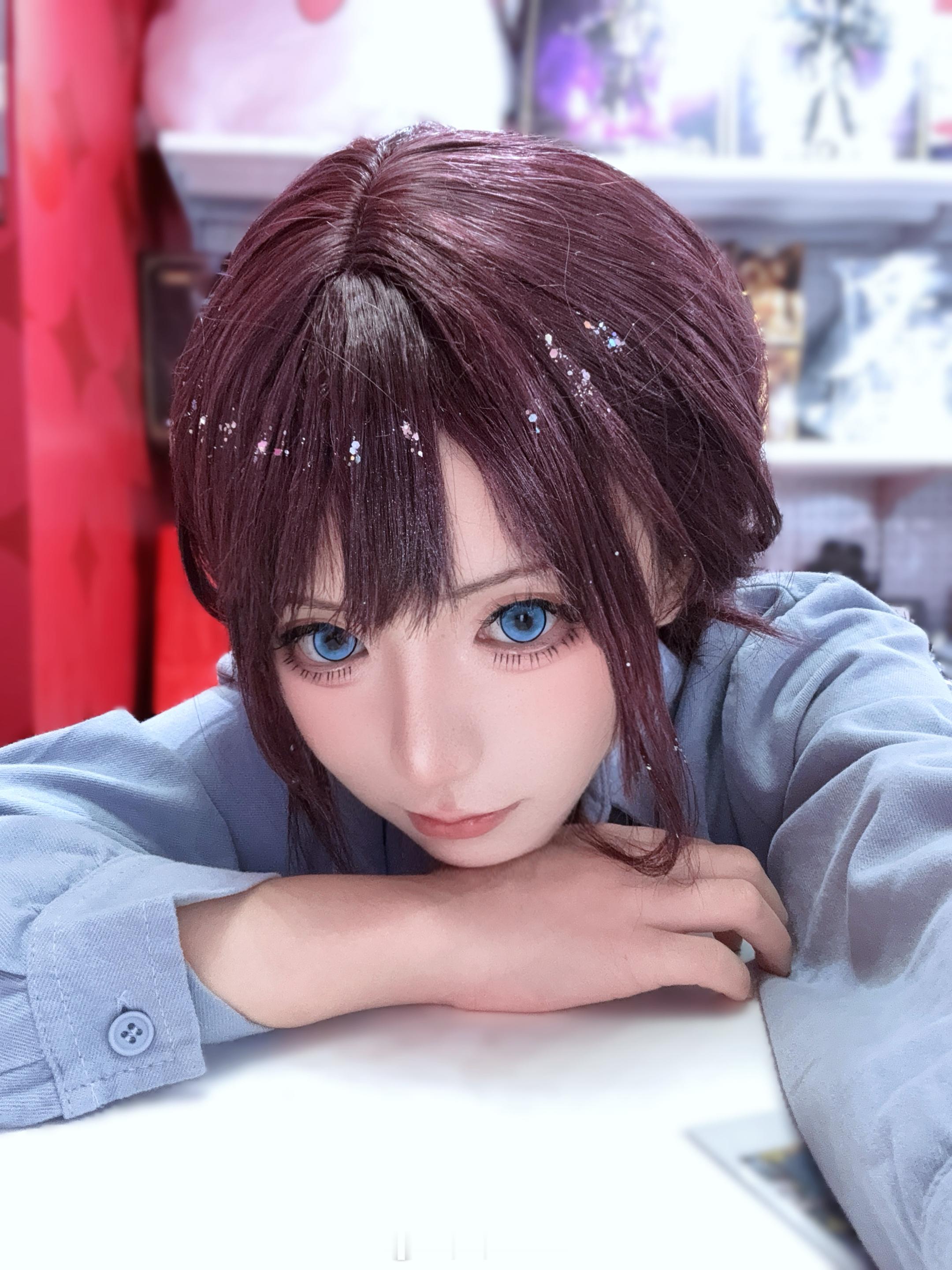 井芹仁菜cosplay       下班，然后！nina生日快乐🎂！ ​​​