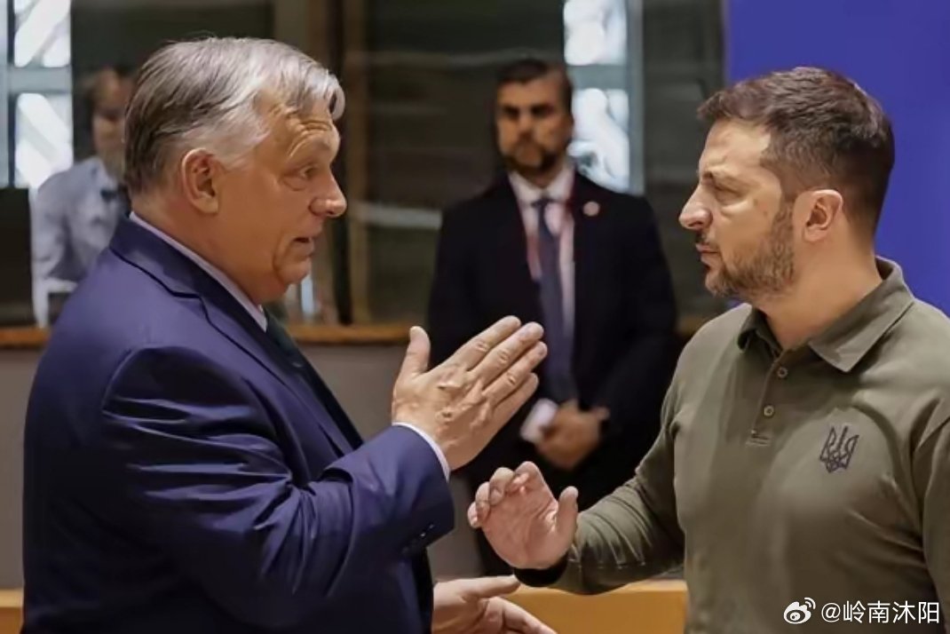 据乌克兰一名叛逃至匈牙利的情报官员爆料，从2025年11月起，泽连斯基方面每周向