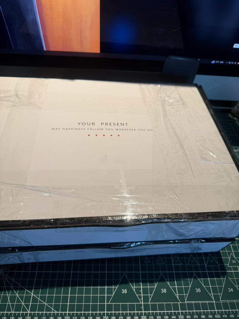中奖宝子的专辑全部打包发货完毕！快递在路上飞奔，记得查收你的惊喜✨