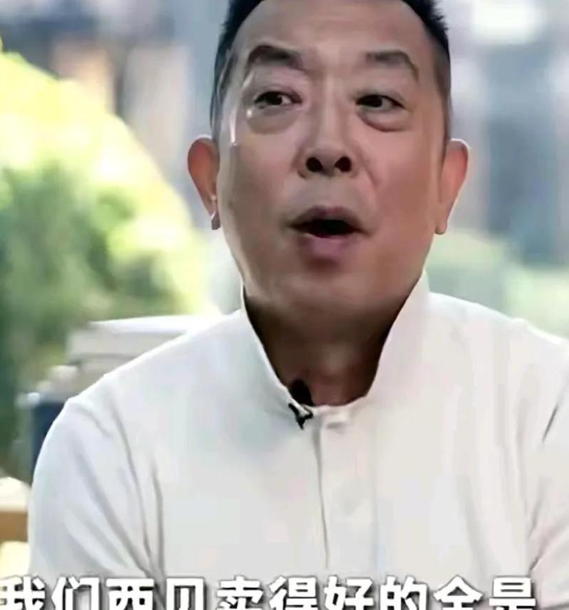 馒头21块、凉皮65块，老板却说只赚5%，这话一出，网友全愣住了。
刚开始大家都