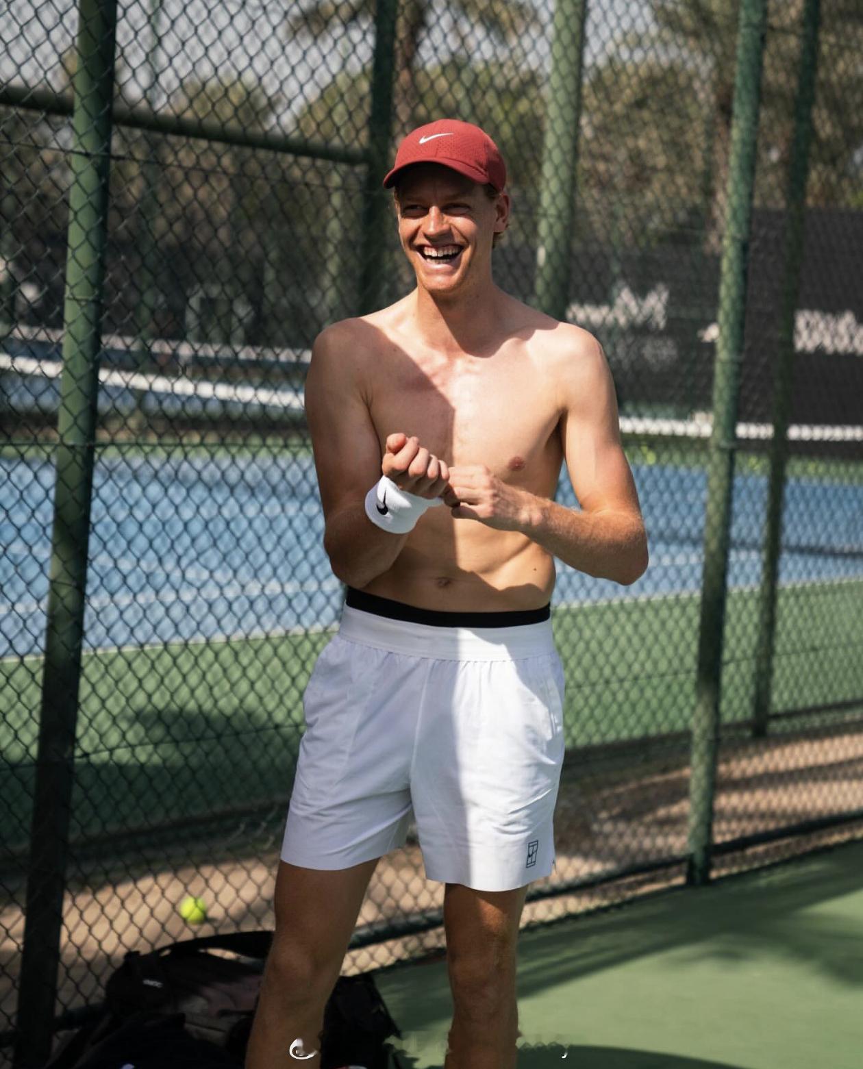 你有被辛纳的笑治愈吗❓网球talking大会网球辛纳