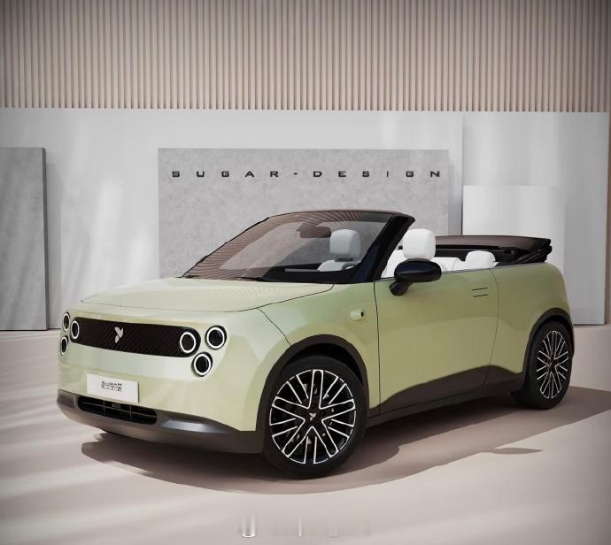 萤火虫敞篷版 卧槽，秃头前高低得来一辆，赶紧 