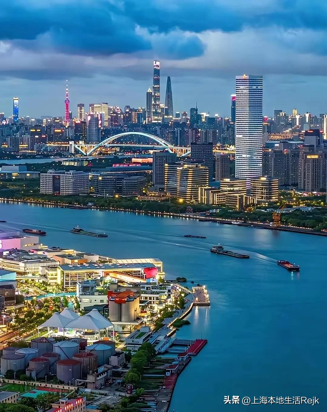 上海哪区才算正宗上海人，这还真没法一概而论。上海是多元包容的城市，每个区都有独特