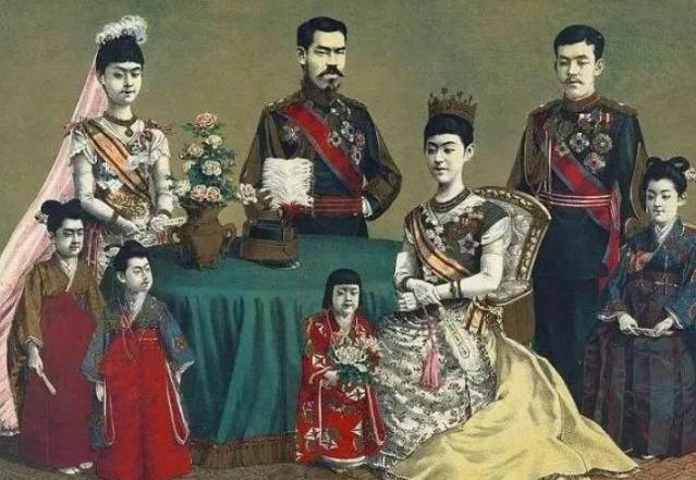 日本天皇家族能有多乱，绝对想不到，说出来吓你一跳......
 
日本天皇家族，