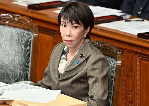 彻底寒心！美国根本没把日本当成自己人！别再吹美日铁杆同盟了，全是假象！
 
6月