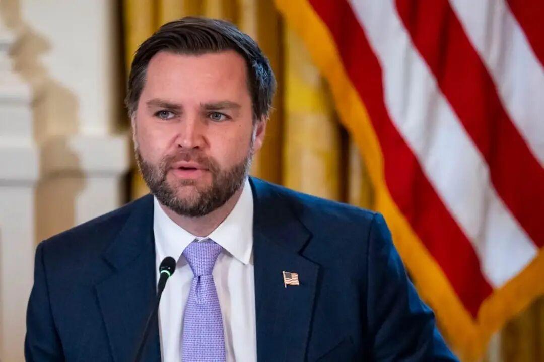 在特朗普不断向丹麦和格陵兰发出威胁之际，欧洲多国领导人正在逐步凝聚对该岛的支持，