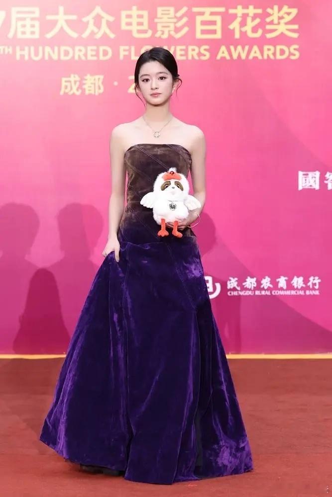 小赵丽颖真的来了 ​​​