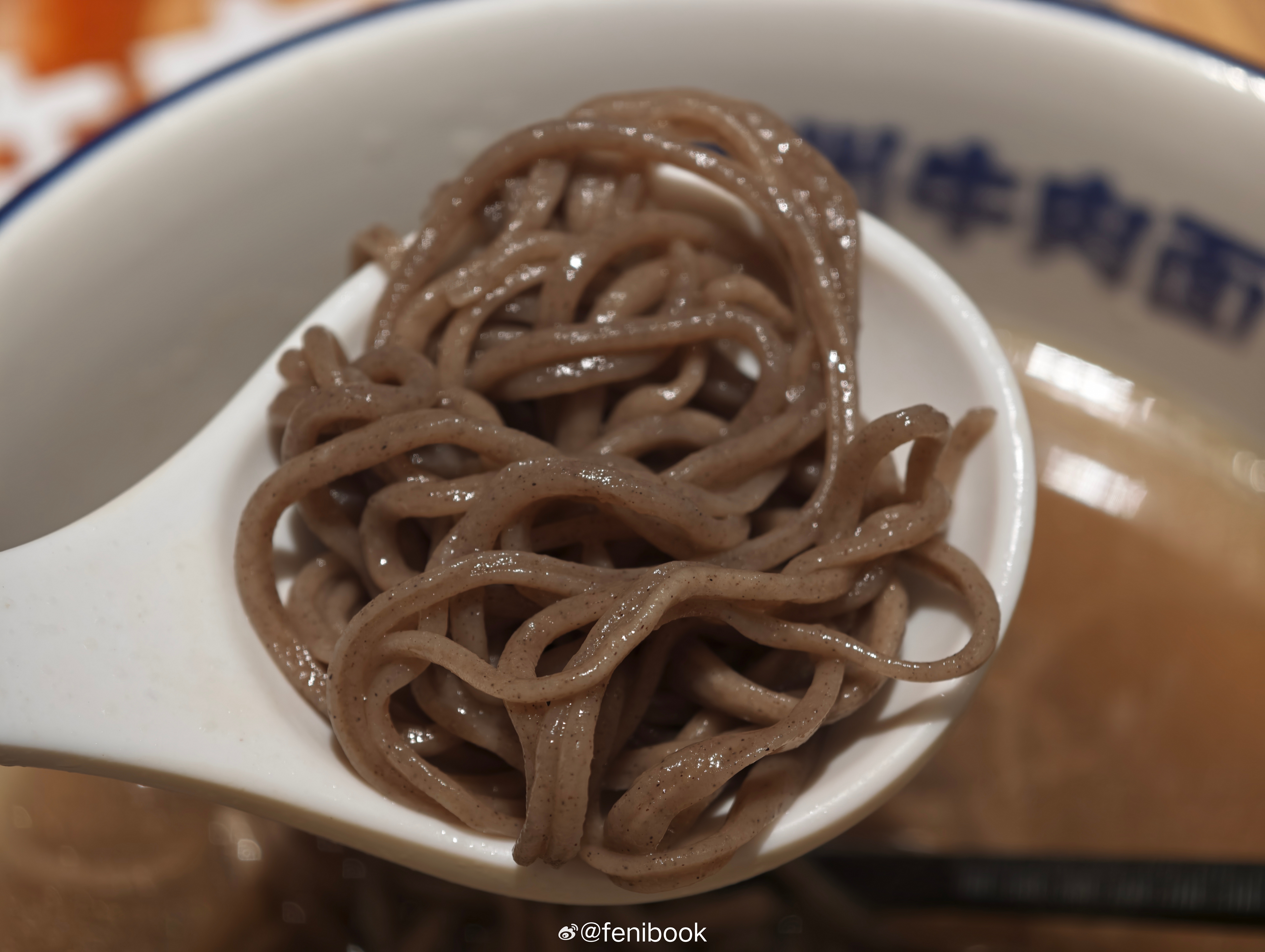 南方小伙伴肯定没吃过黑色的面