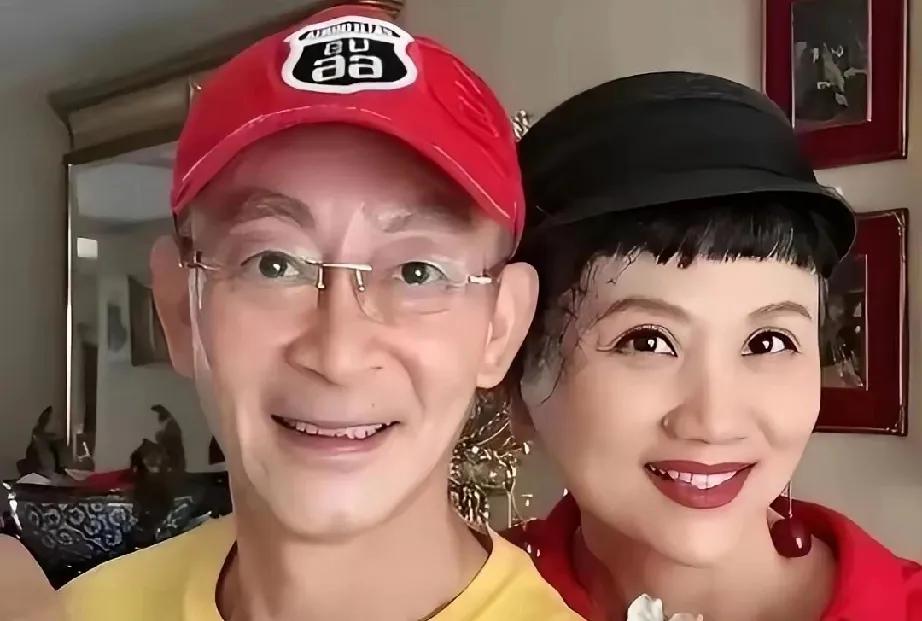 1995年，于虹递来签好字的离婚协议，理由竟是生不了二胎怕猴戏断根。
    章