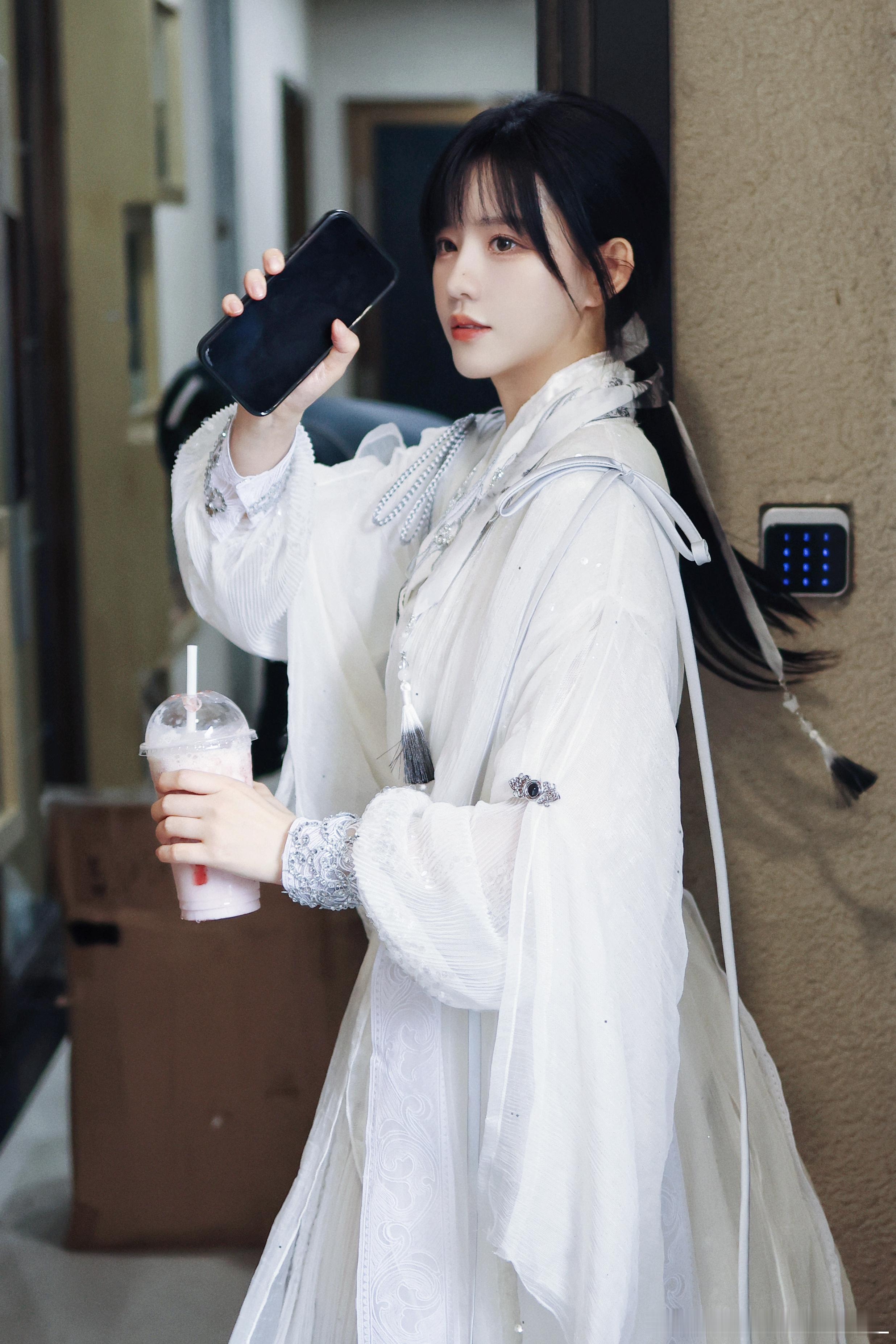 柏欣妤 ✨ 柏欣妤当我们一起走过生日会 🎋陌上人如玉·公子世无双·𝟎𝟕𝟏