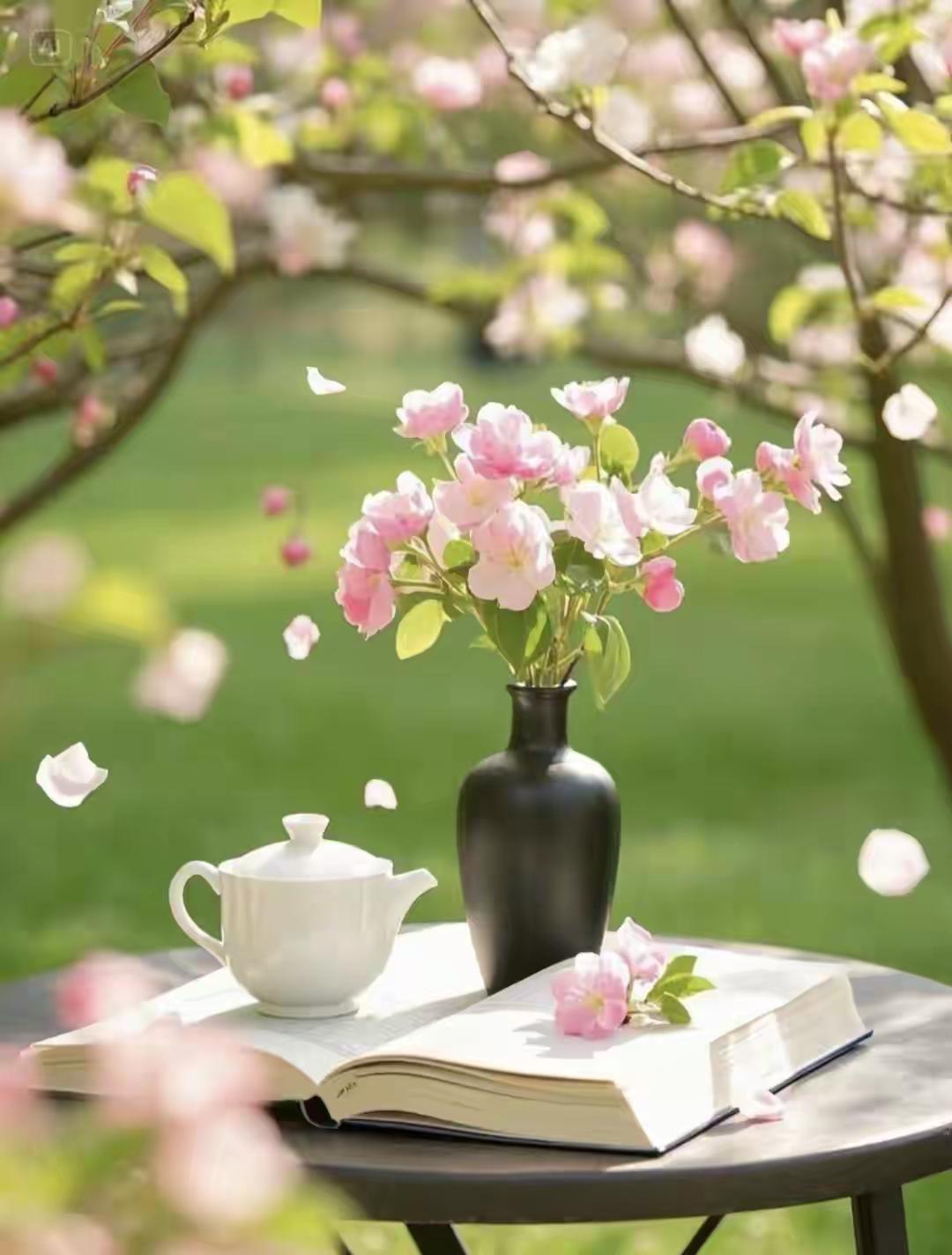 人这一生，最大的福报，从来不是腰缠万贯、声名显赫，而是这四样：
 
一是身体无病